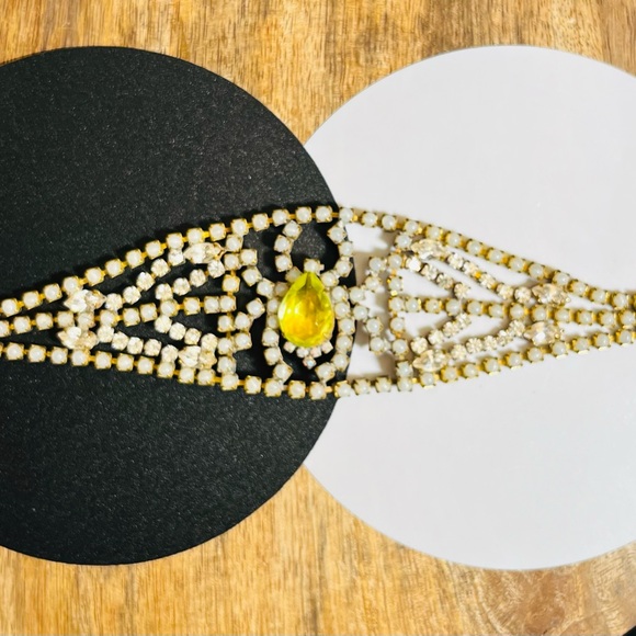 SOLD! Vintage 1930s Czech Uranium Glass Bijoux M.G. Spider Bracelet - Picture 4 of 12